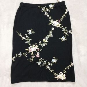 Nina Leonard Floral Embroidered Pencil Skirt